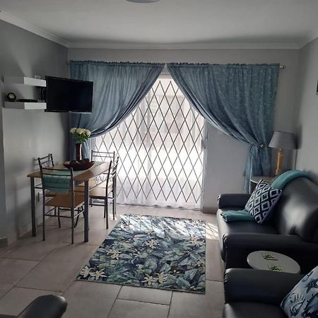 Flamingo Park Langebaan, 2 Bedroom Apartment Bagian luar foto